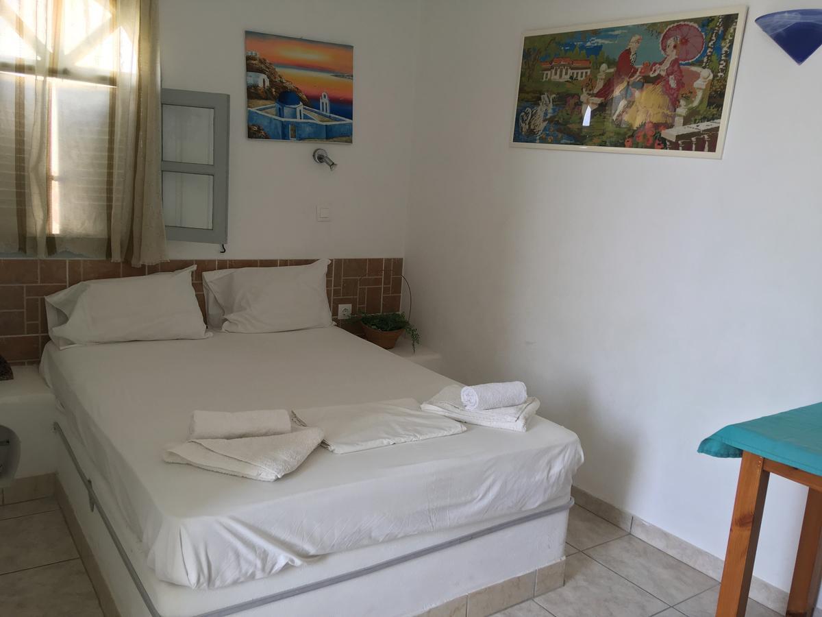 Sea Side Perivolos Hotel Ngoại thất bức ảnh